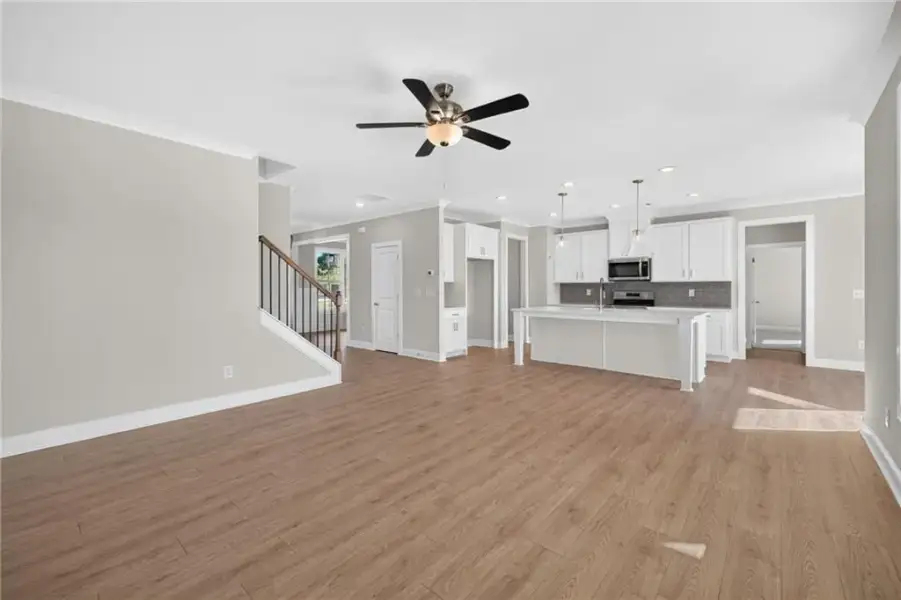 Spacious, unfurnished interior of a new home in , Jefferson (Image 20).
