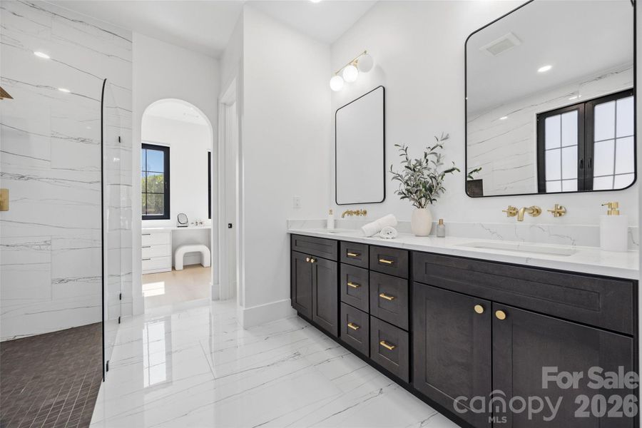 Furnished interior view inside a new home in , Monroe (Image 34).