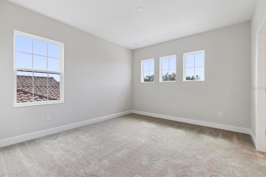 Spacious, unfurnished interior of a new home in Hawkstone, Lithia (Image 20).