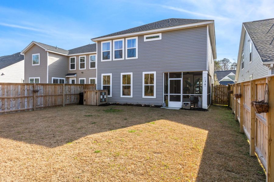 Exterior details and patio area of a home in Windsor Crossing, North Charleston (Image 24).