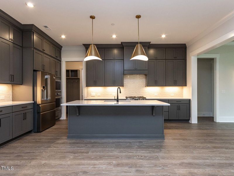 011-1280x960-kitchen