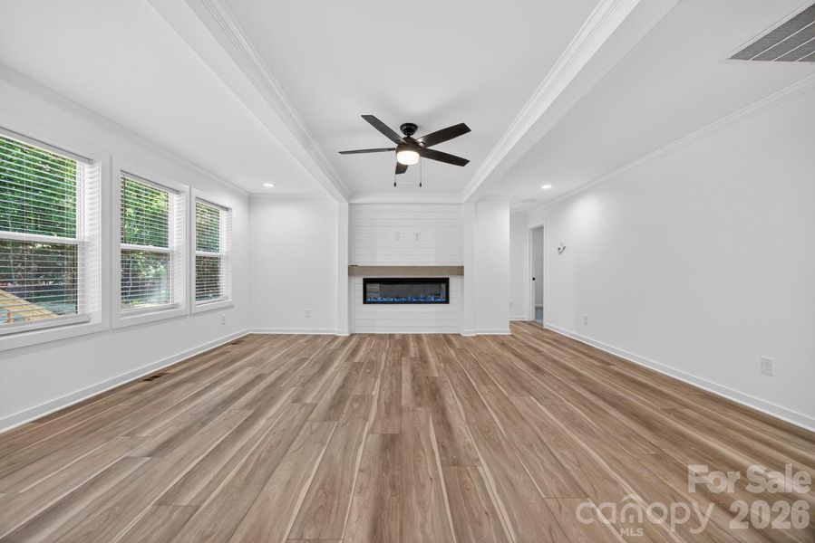Spacious, unfurnished interior of a new home in , Randleman (Image 34).