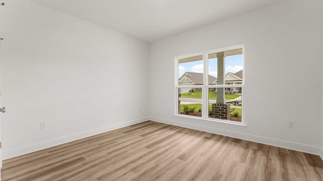 Spacious, unfurnished interior of a new home in Holley Grove at Peach Creek, Santa Rosa Beach (Image 24).