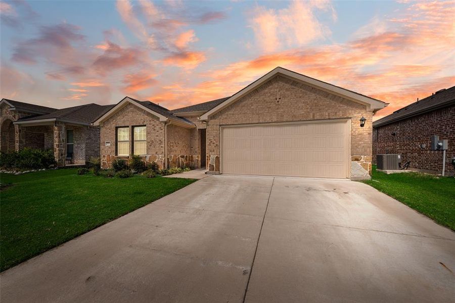 Spare room with carpet and baseboards Spare room with carpet and baseboards