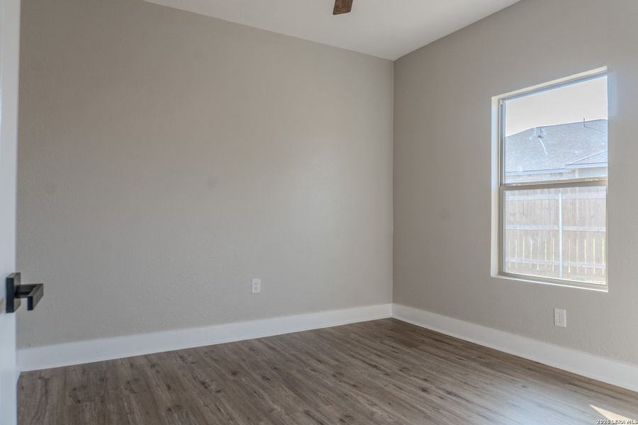 Spacious, unfurnished interior of a new home in , Lytle (Image 26).
