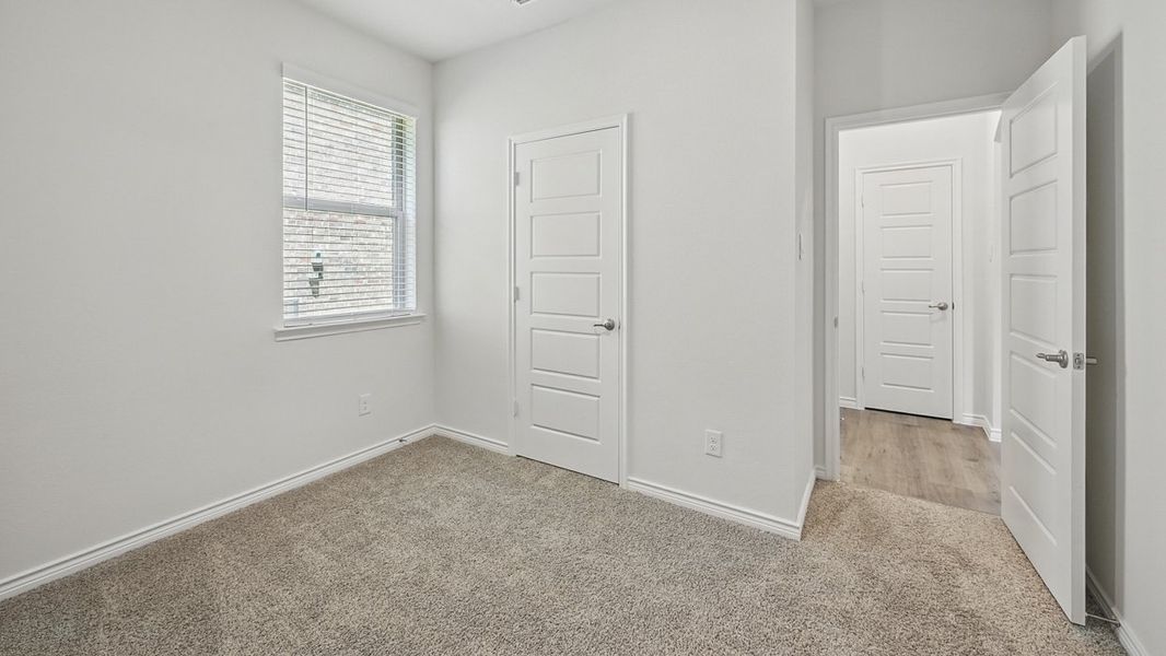 Spacious, unfurnished interior of a new home in Fireside by the Lake, Garland (Image 28).