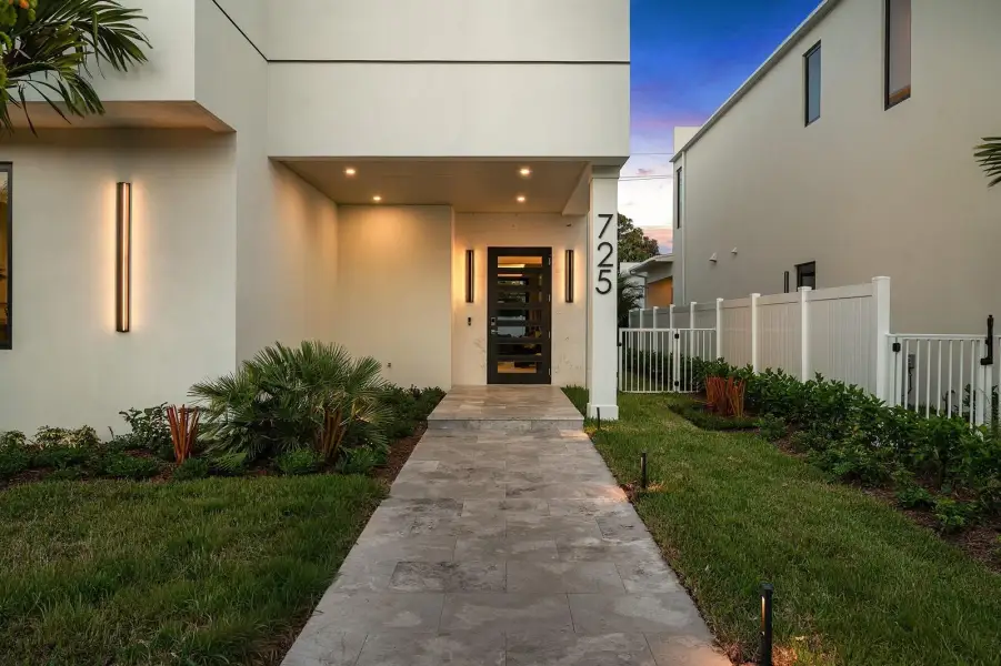 087-725Southeast4thAvenue-DelrayBeach-FL 087-725Southeast4thAvenue-DelrayBeach-FL
