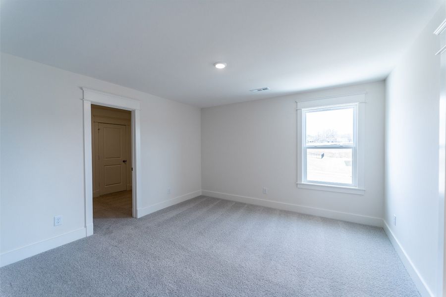 Spacious, unfurnished interior of a new home in Aden Woods, Fairview (Image 56). Spacious, unfurnished interior of a new home in Aden Woods, Fairview (Image 56).