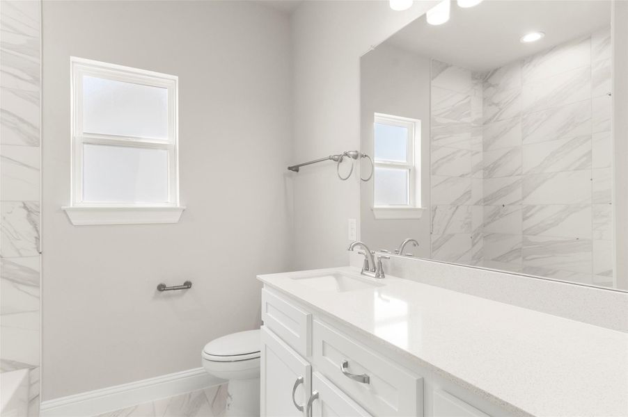 Furnished interior view inside a new home in Cross Creek, Cedar Park (Image 10).