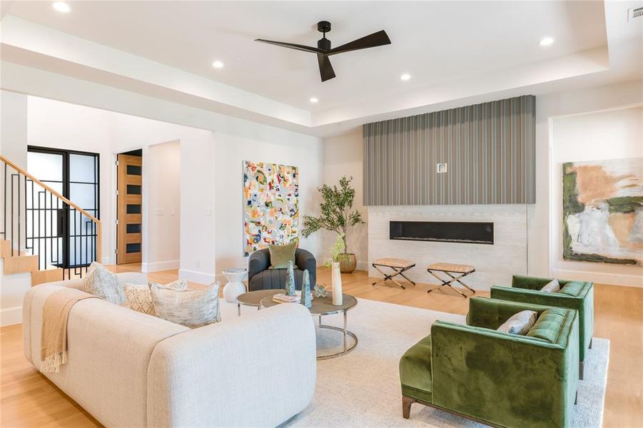 Furnished interior view inside a new home in , Dallas (Image 38). Furnished interior view inside a new home in , Dallas (Image 38).