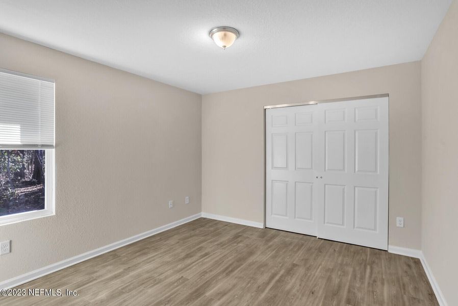 Spacious, unfurnished interior of a new home in , Jacksonville (Image 19).