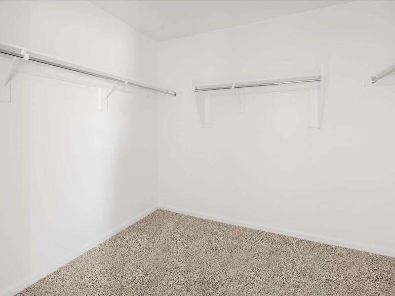 Spacious, unfurnished interior of a new home in Sunset Crest - Signature Series, Tucson (Image 16).