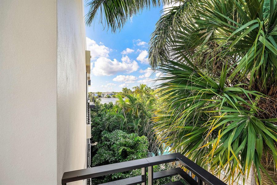 040-810AndrewsAvenue-DelrayBeach-FL-3348