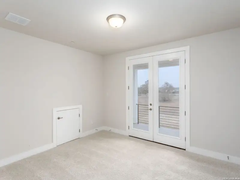 Spacious, unfurnished interior of a new home in , San Antonio (Image 15). Spacious, unfurnished interior of a new home in , San Antonio (Image 15).