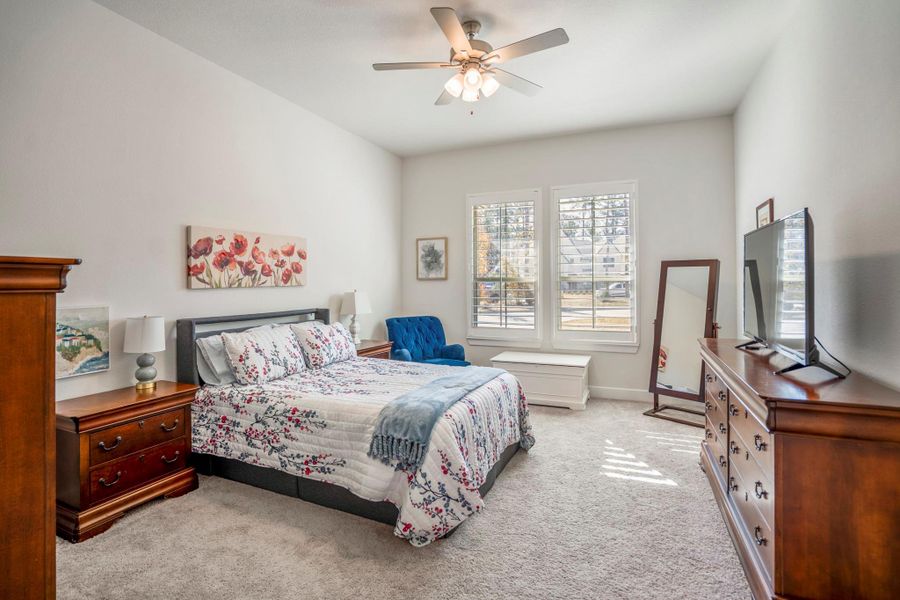 The 1st floor spacious guest suite, ideal for multigenerational living