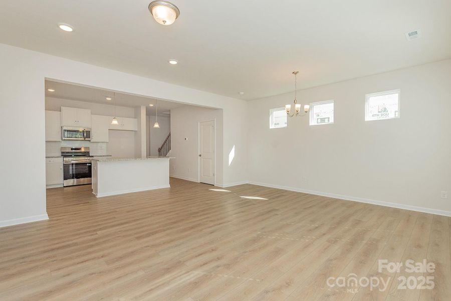 Suwanee Open Concept 1st Floor Suwanee Open Concept 1st Floor