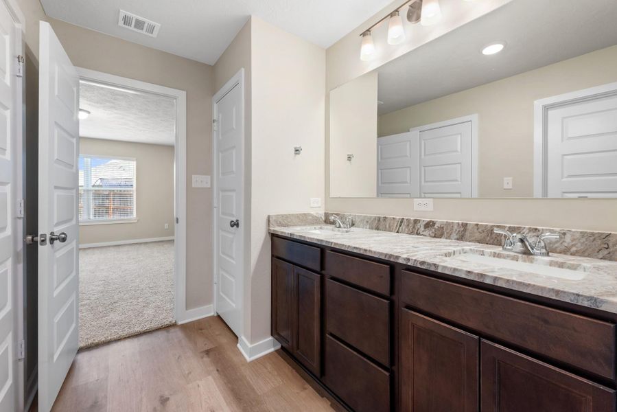 Furnished interior view inside a new home in , Caldwell (Image 12).