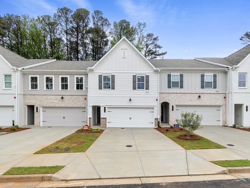 Front exterior of a new home in Cherokee Township, Acworth, GA, highlighting curb appeal (Image 18).