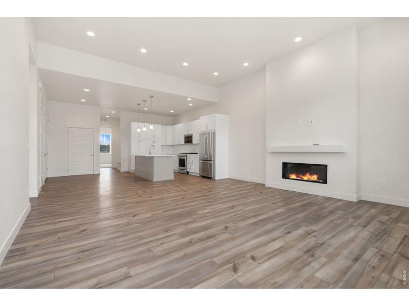 Spacious, unfurnished interior of a new home in , Fort Collins (Image 10).