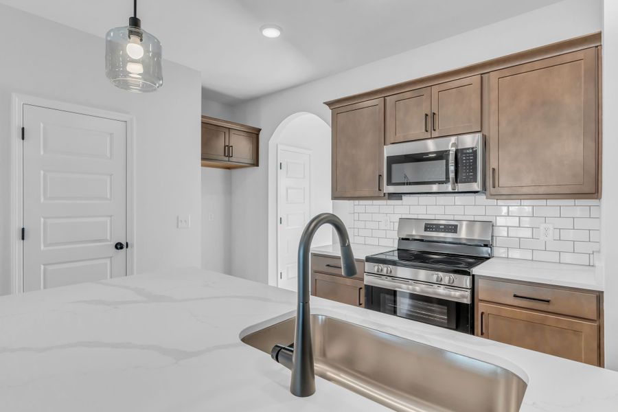 Furnished interior view inside a new home in Oxford Station, Gallatin (Image 8). Furnished interior view inside a new home in Oxford Station, Gallatin (Image 8).