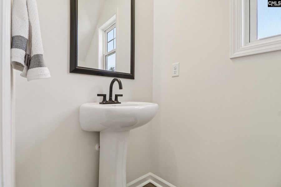 Close-up of interior finishes inside a home in Walker’s Trail, Lexington (Image 21).