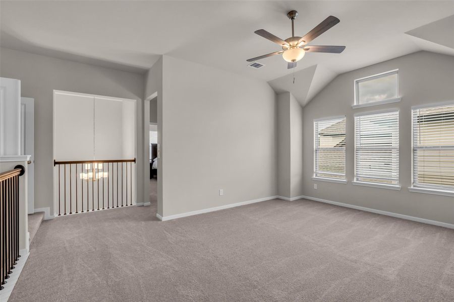 Spacious, unfurnished interior of a new home in , Conroe (Image 20).