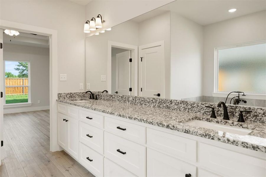 Furnished interior view inside a new home in , Mabank (Image 14). Furnished interior view inside a new home in , Mabank (Image 14).