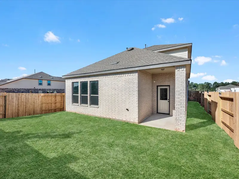 Exterior details and patio area of a home in Emory Glen, Magnolia (Image 4).