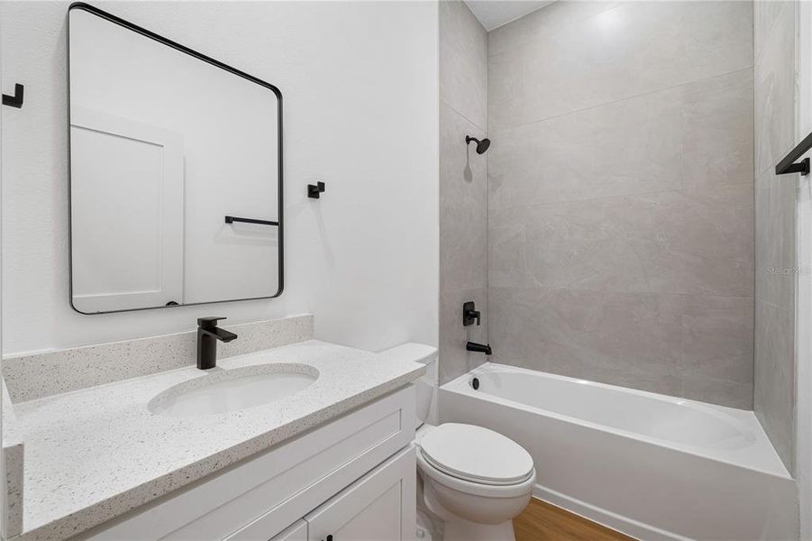 Furnished interior view inside a new home in , Ocala (Image 15).