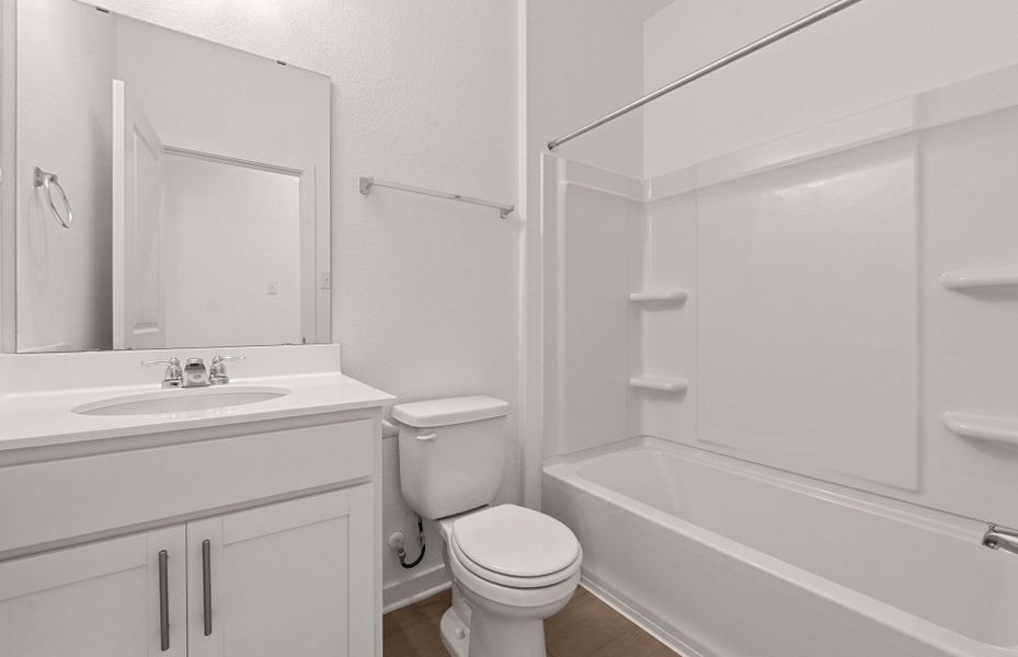 Furnished interior view inside a new home in Skyview, Belton (Image 13).