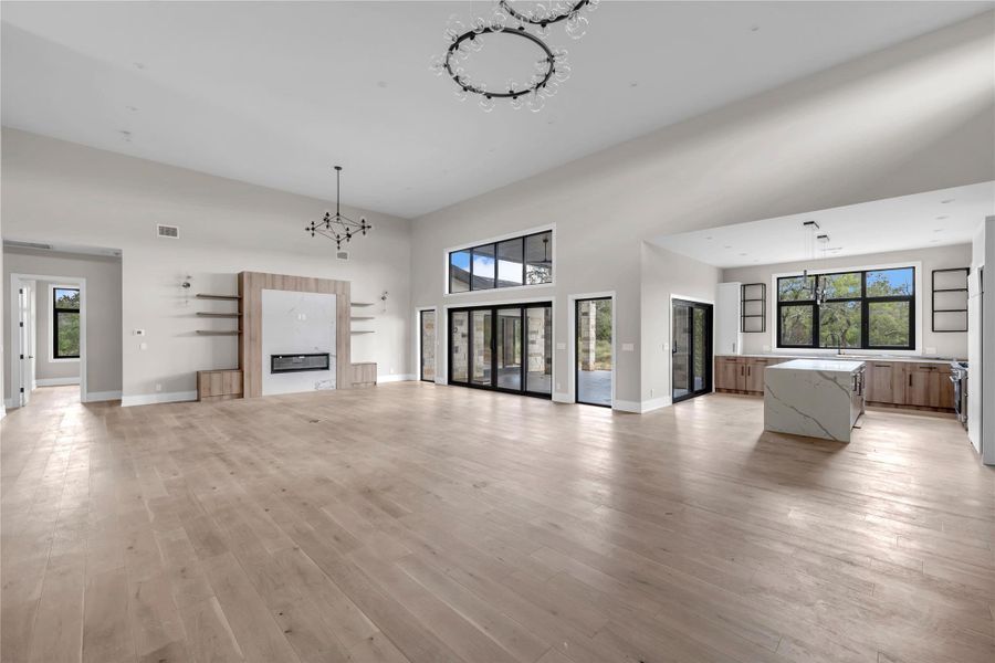 DINING & LIVING ROOMS & KITCHEN DINING & LIVING ROOMS & KITCHEN