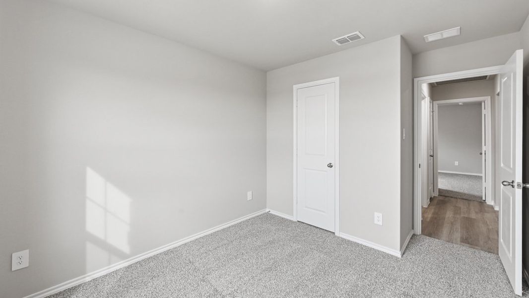 Spacious, unfurnished interior of a new home in Rock Creek West, Fort Worth (Image 16). Spacious, unfurnished interior of a new home in Rock Creek West, Fort Worth (Image 16).
