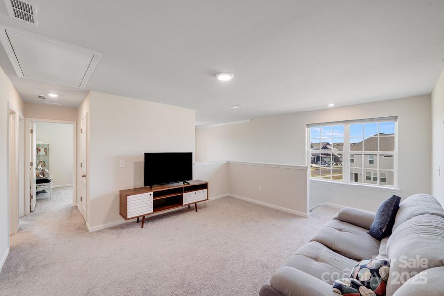 Furnished interior view inside a new home in Elizabeth: Walk, Fort Mill (Image 17). Furnished interior view inside a new home in Elizabeth: Walk, Fort Mill (Image 17).