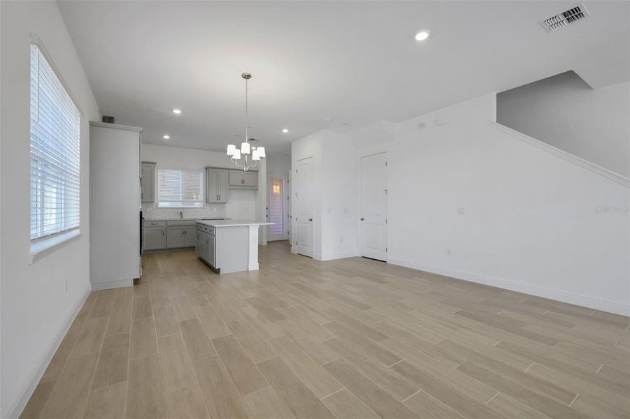 Spacious, unfurnished interior of a new home in , St. Cloud (Image 25).
