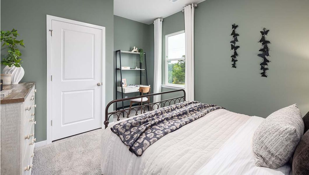 Furnished interior view inside a new home in Reedy Creek Preserve, Charlotte (Image 25).