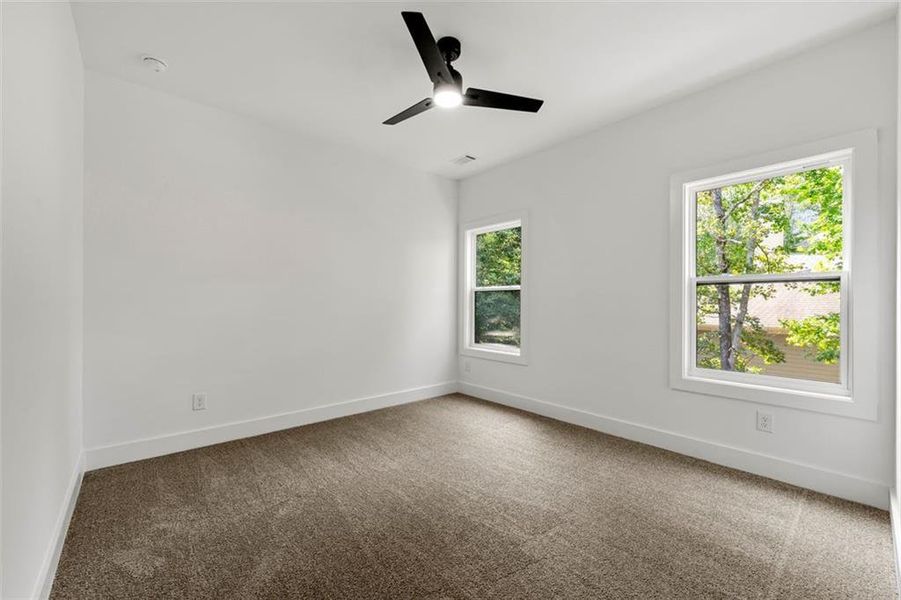 Spacious, unfurnished interior of a new home in , Jefferson (Image 19).