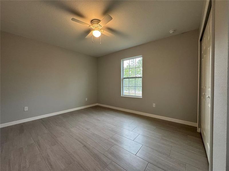 Spacious, unfurnished interior of a new home in , Ocala (Image 10).