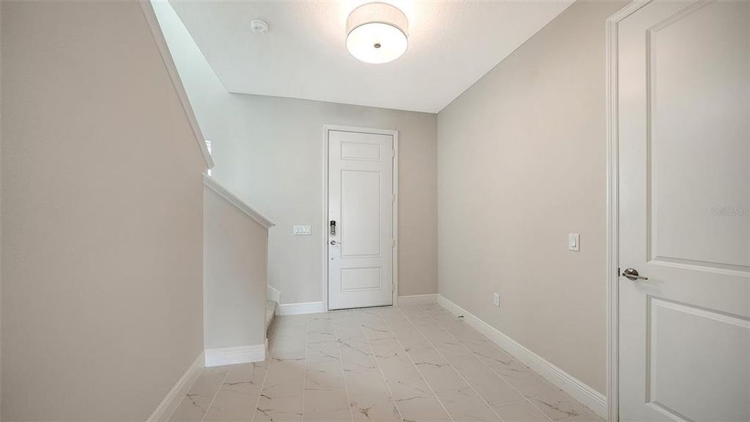 Spacious, unfurnished interior of a new home in Canoe Creek, Parrish (Image 14).