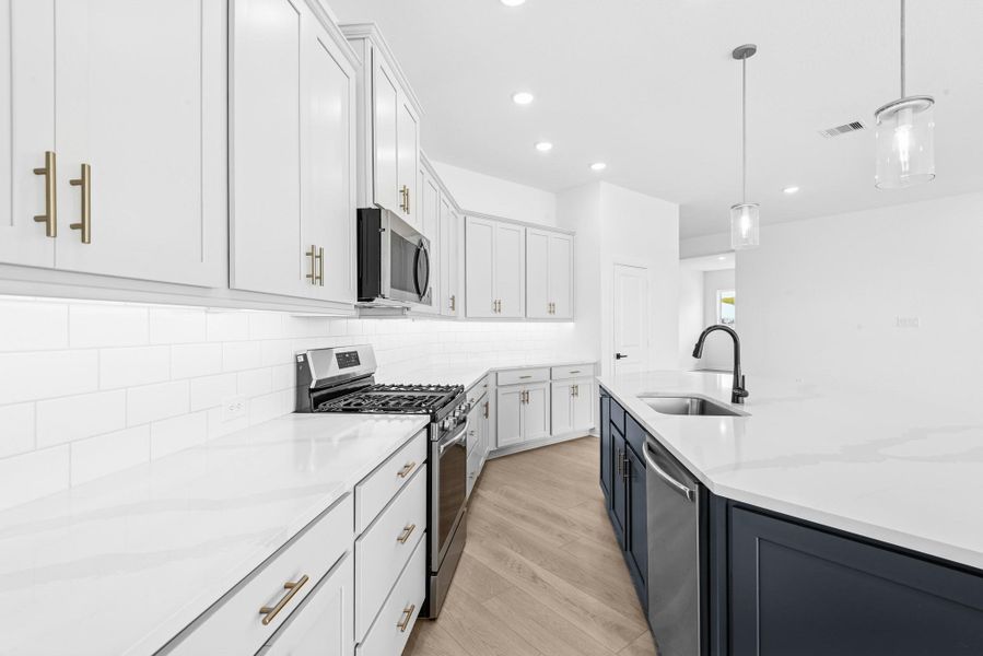 Furnished interior view inside a new home in The Grand Prairie 50’, Hockley (Image 14).