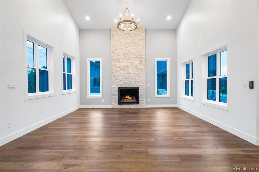 Spacious, unfurnished interior of a new home in , Lakewood (Image 36).