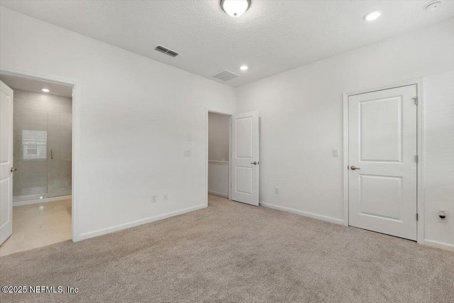 Spacious, unfurnished interior of a new home in Brandon Lakes at Silver Landing, St. Augustine (Image 34). Spacious, unfurnished interior of a new home in Brandon Lakes at Silver Landing, St. Augustine (Image 34).