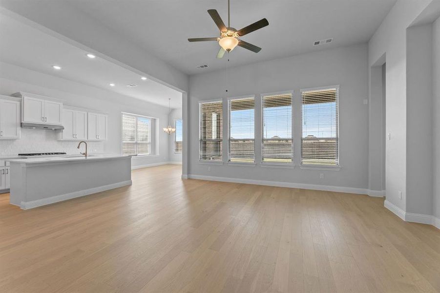 DAL_South Pointe Village_Gorman_2215 Birch Street (14) DAL_South Pointe Village_Gorman_2215 Birch Street (14)