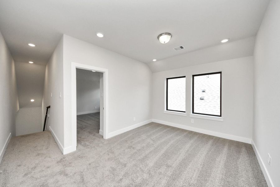 Representative model home photos shown for illustrative purposes only. Actual home, features, and finishes may vary. Home is currently under construction.