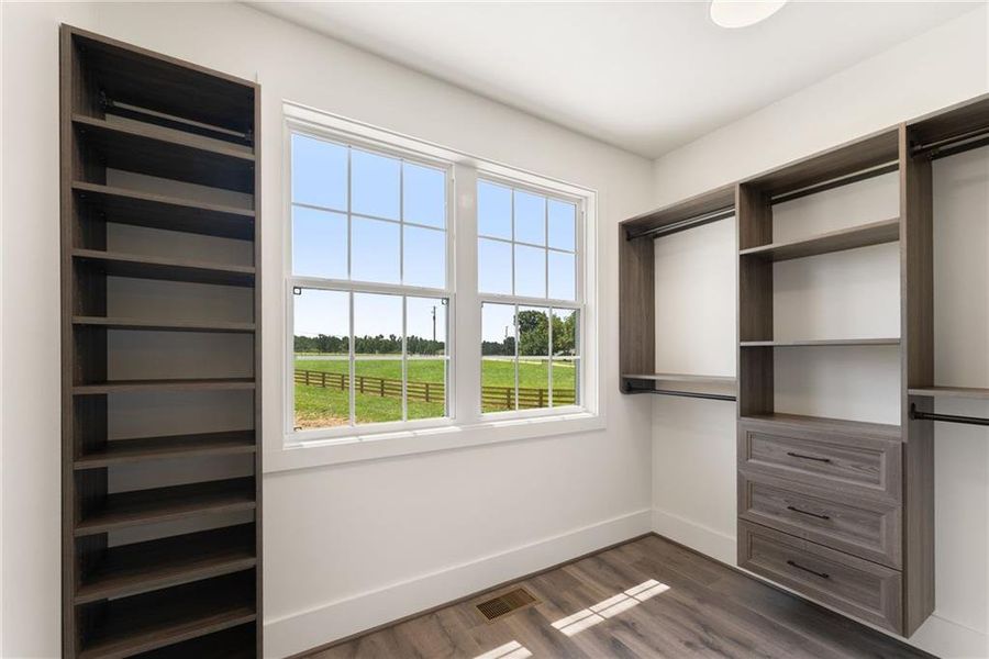 Spacious, unfurnished interior of a new home in , Clermont (Image 32). Spacious, unfurnished interior of a new home in , Clermont (Image 32).