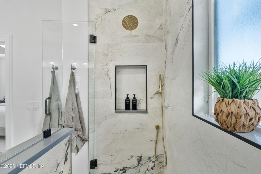 Close-up of interior finishes inside a home in , Jacksonville Beach (Image 21).