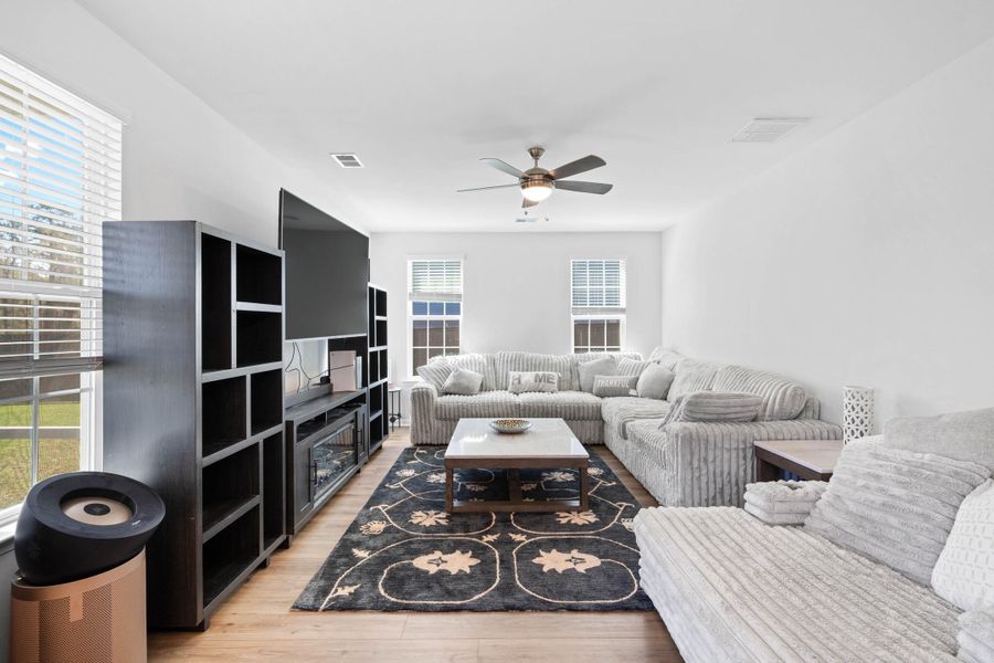 Furnished interior view inside a new home in , Beaufort (Image 7).