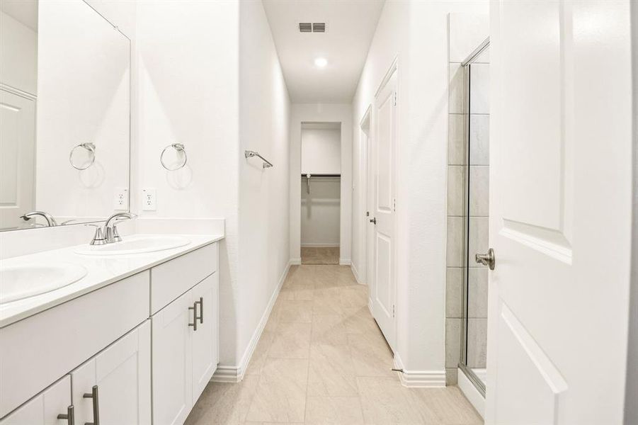Photo is not of the actual home, but is an inspirational photo of builder’s model home and may depict options, furnishings, and/or decorator features that are not included.