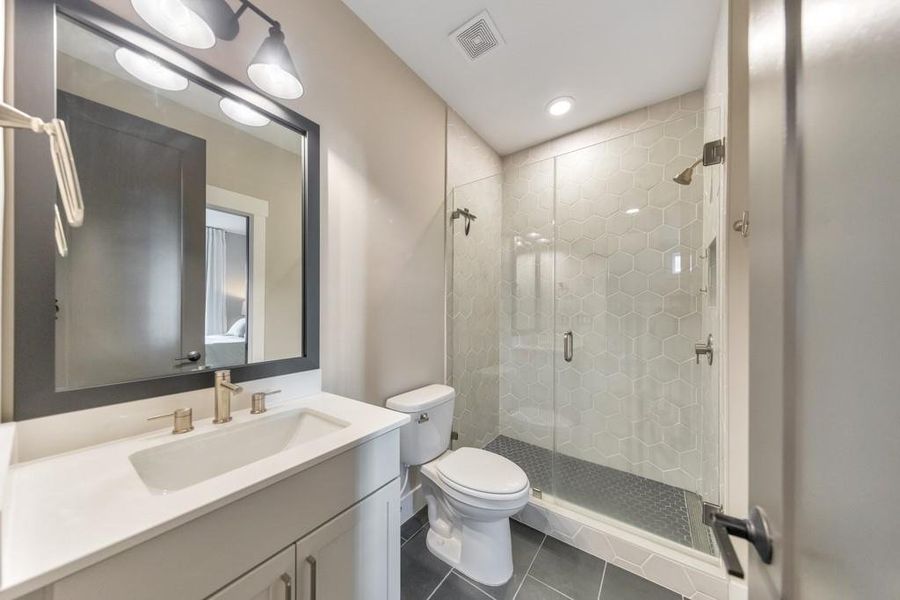 Furnished interior view inside a new home in , Woodstock (Image 33).