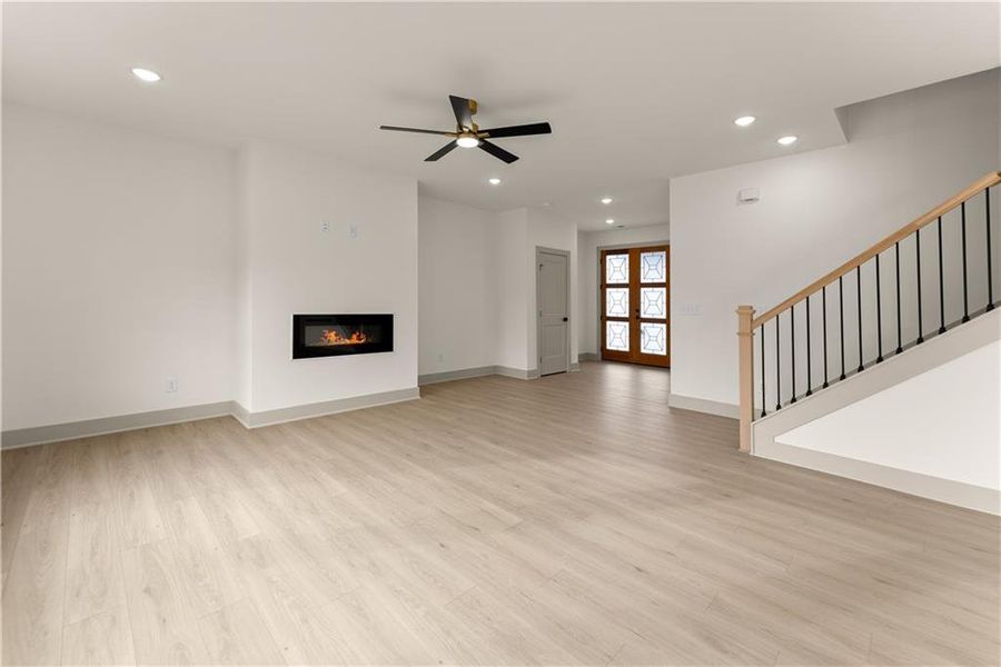 Spacious, unfurnished interior of a new home in , Jefferson (Image 33).