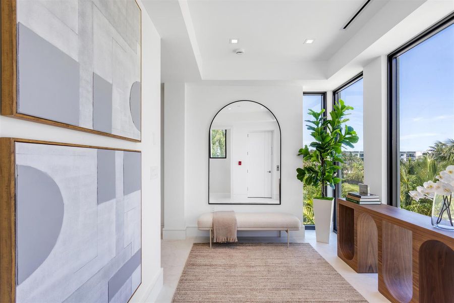 FOYER